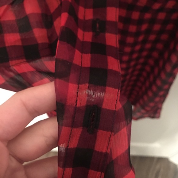 Button up - Picture 2 of 3